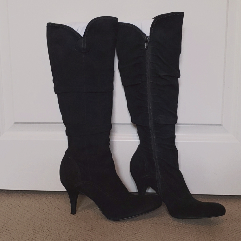 New With Tags Black Suede Ruched Boots